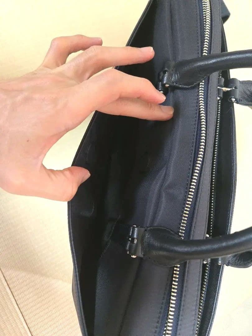 【新品同様】ロワード　p.i.d brina 2wayブリーフケース ネイビー