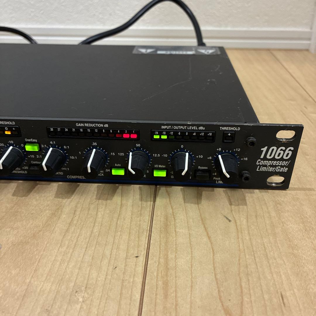 DBX 1066 コンプレッサー/リミッター　動作okです