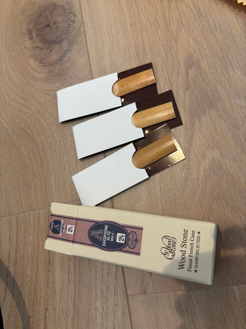 メイビス　アルトサックス　HERCULES製スタンド付き