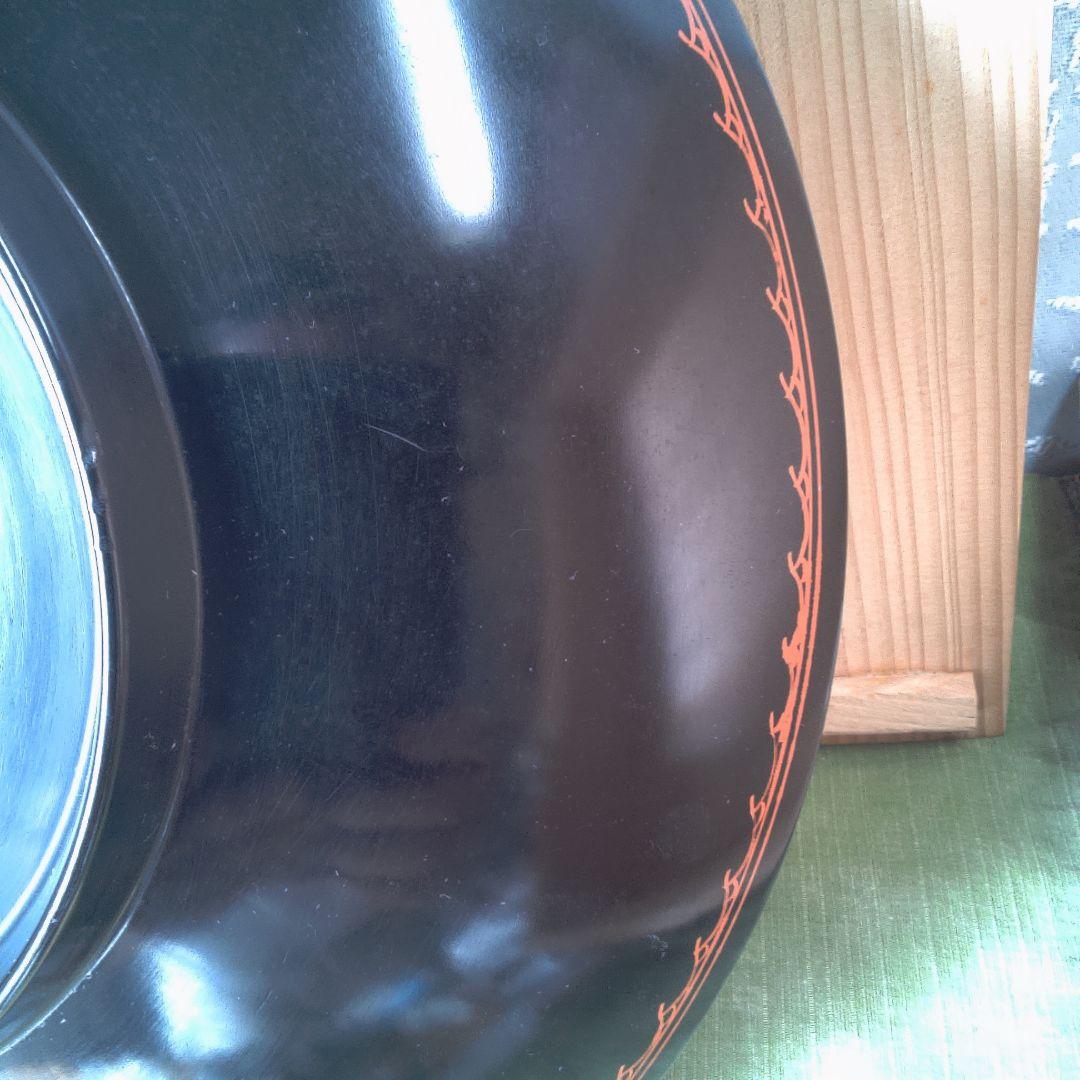 漆塗り 膳 伝統的なデザイン 小傷 すり傷 おおいです 雪斎？