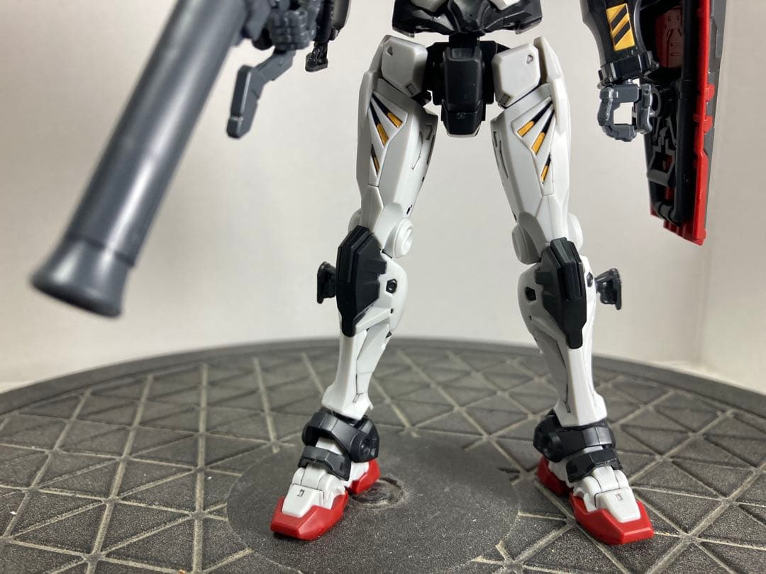 HG 1/144 01ガンダム 完成品 機動戦士Gundam GQuuuuuuX