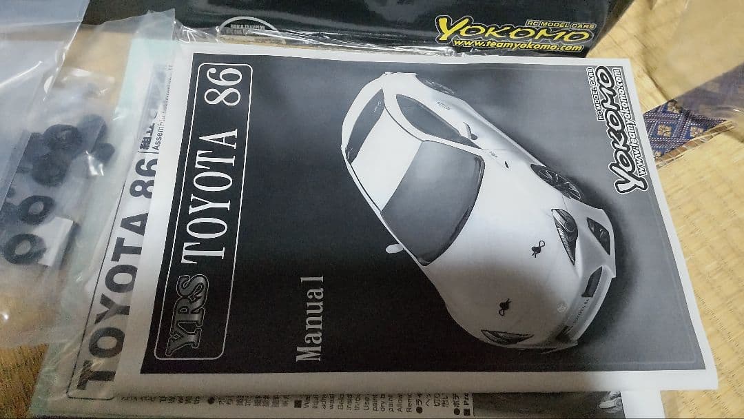 ヨコモ　1/12トヨタ86 GT-YRS86