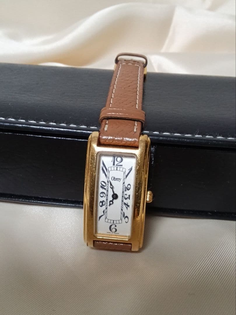 Obrey オブレイ 電池交換済み。 美品✨電池交換クリーニング済 Obrey オブレイ レディース時計