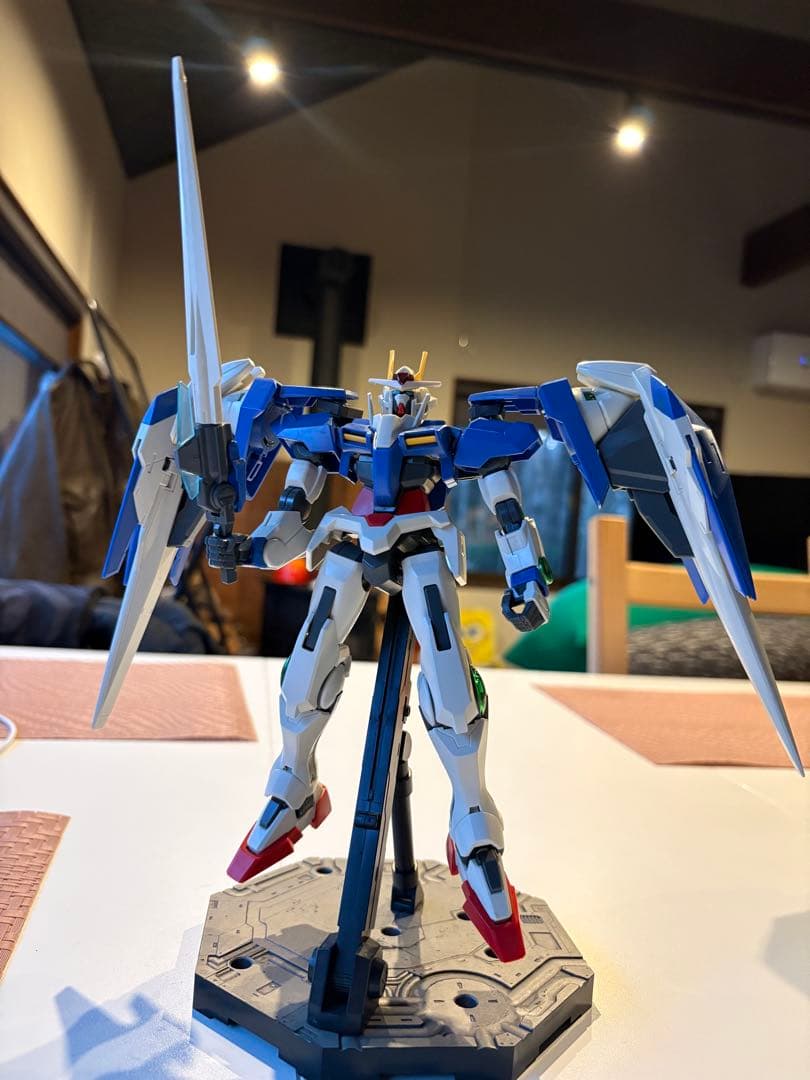 ガンプラ　ガンダム00 完成品 Yahoo!オークション -「ガンプラ 完成品」(機動戦士ガンダムOO