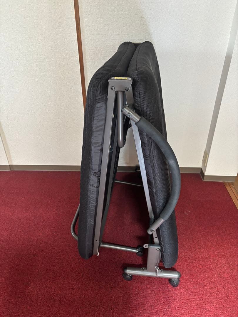 引き取りの方歓迎 奈良市)折りたたみベッド 簡易ベッド 黒 一人暮らし