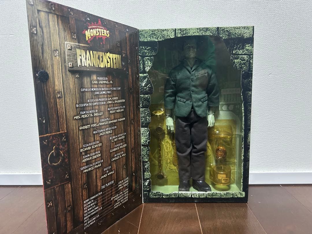 Sideshowフランケンシュタイン12インチアクションフィギュア