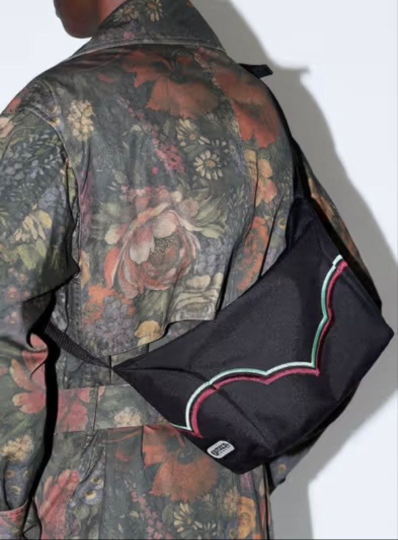 toga archives outdoor products ショルダーバッグ