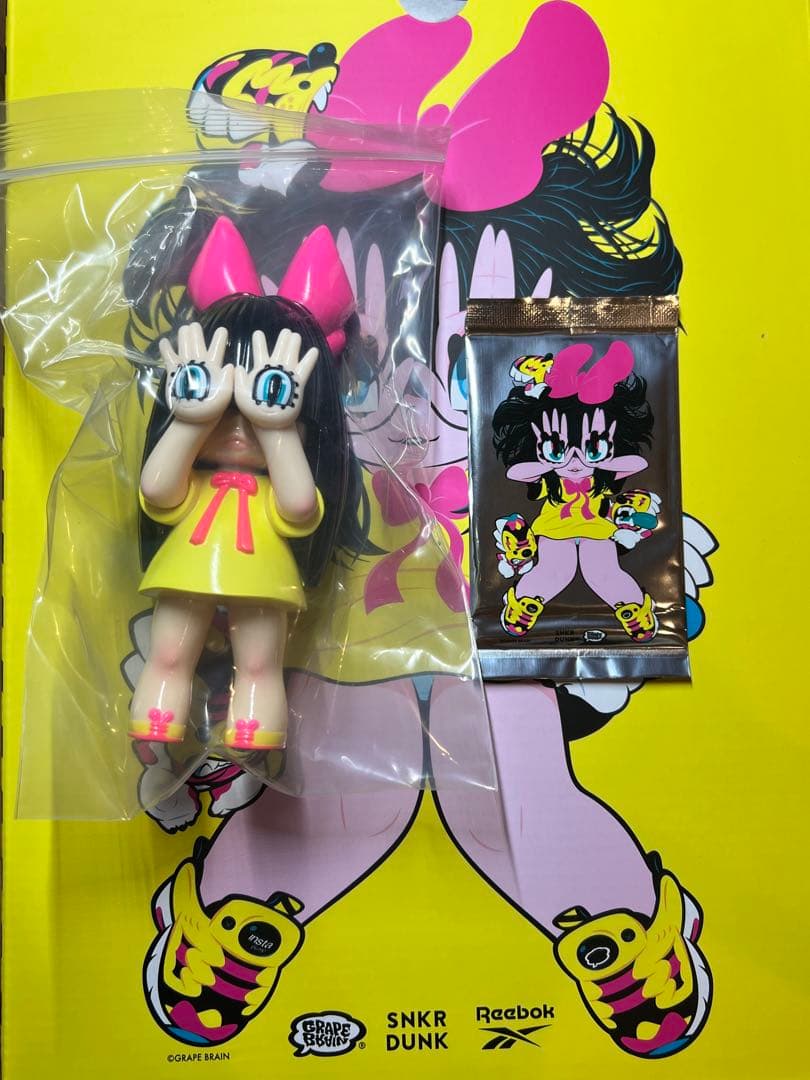 黒)ReebokGRAPE BRAIN SNKRDUNKにぎるちゃんソフビ - メルカリ