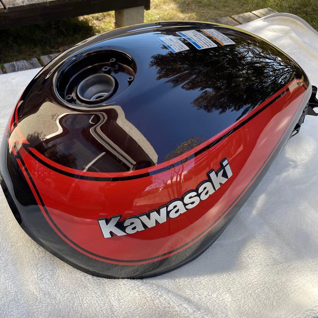 Kawasaki Z900RS 火の玉レッド ガソリンタンク Kawasaki Z900RS 火の玉レッド ガソリンタンク