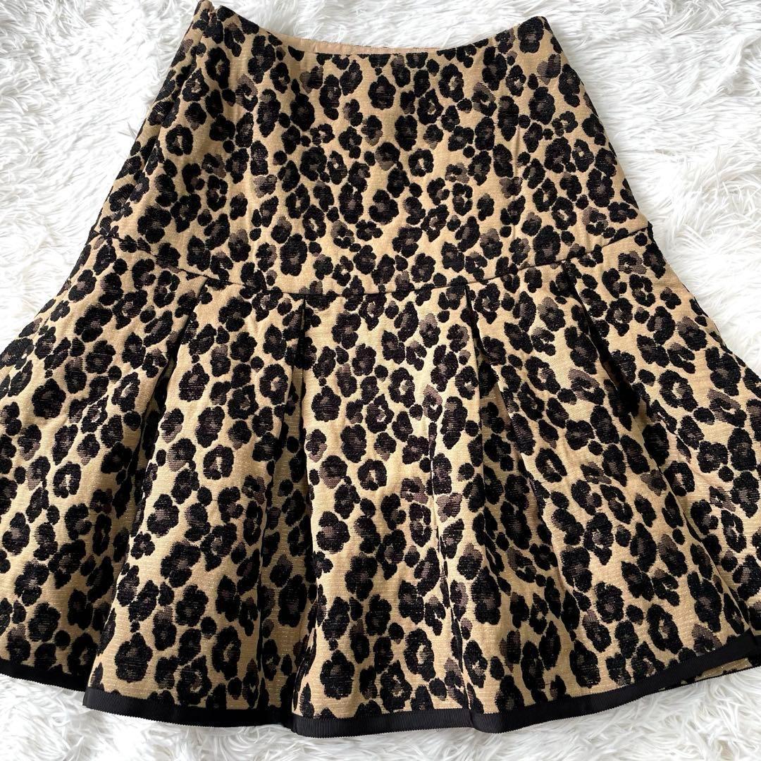 ✨エムズグレイシー✨【M】タグ付未使用品✨切り替えタックスカート✨レオパ　ヒョウ
