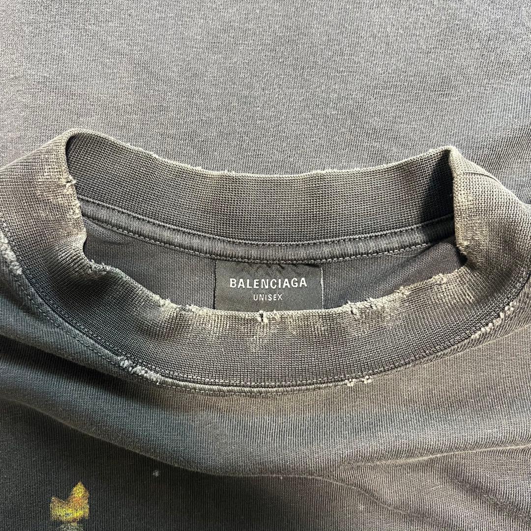 平本蓮着用 BALENCIAGA PARIS LIVERTY 自由の女神Tシャツ