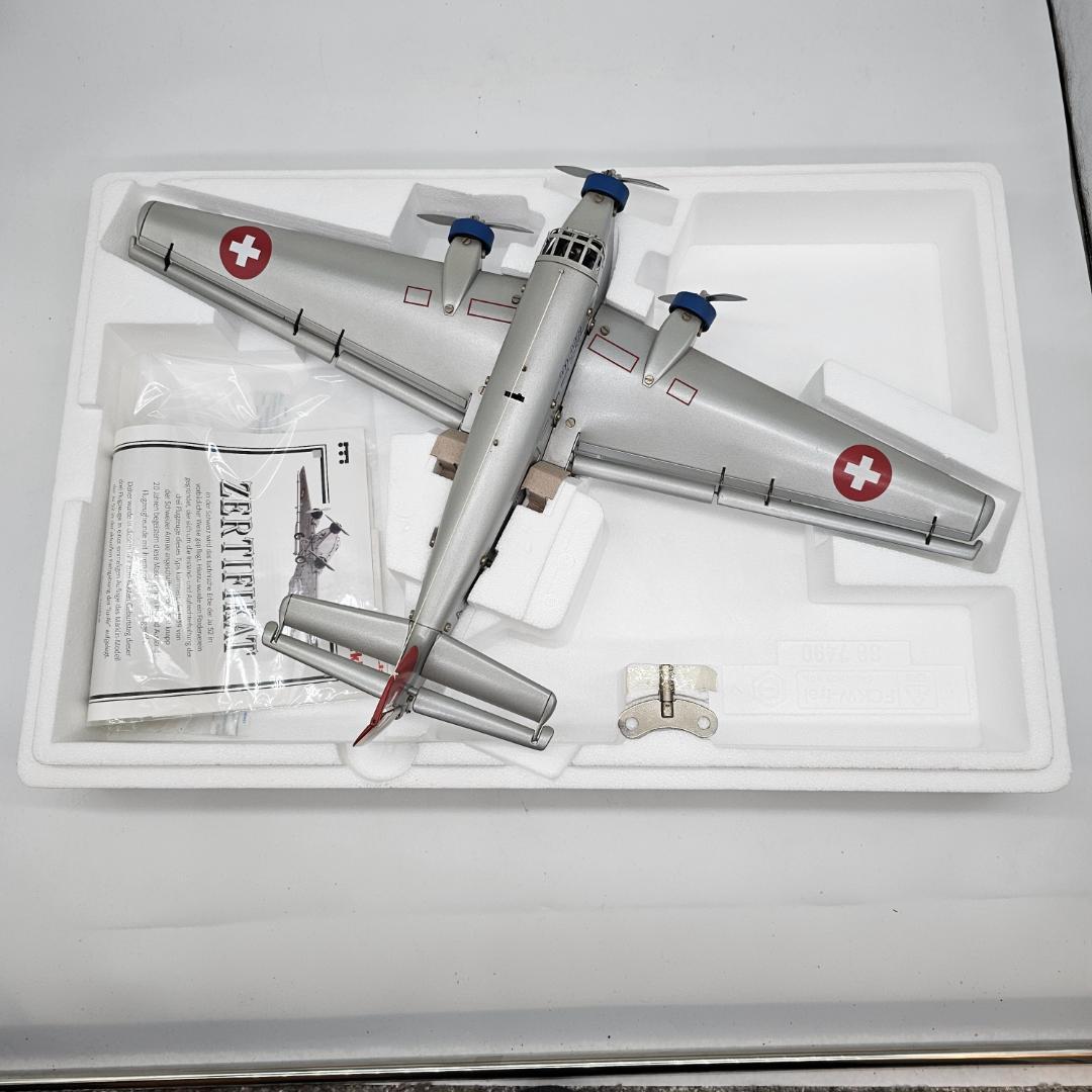 入手困難！メルクリン 19801 メタル製 ユンカース JU 52 航空機 - メルカリ