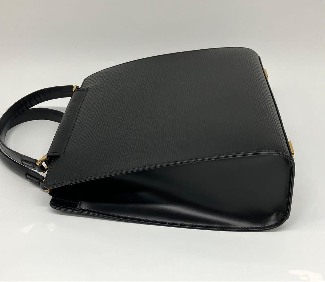 ⭐️ 極美品 ルイ・ヴィトン エピ フィガリ PM ハンドバッグ ブラック 鑑定済