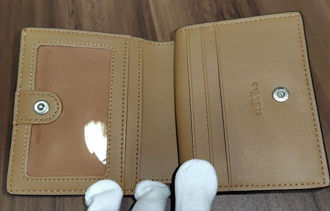 【希少】美品 COACH ピスタチオ 二つ折り財布　ミニ財布