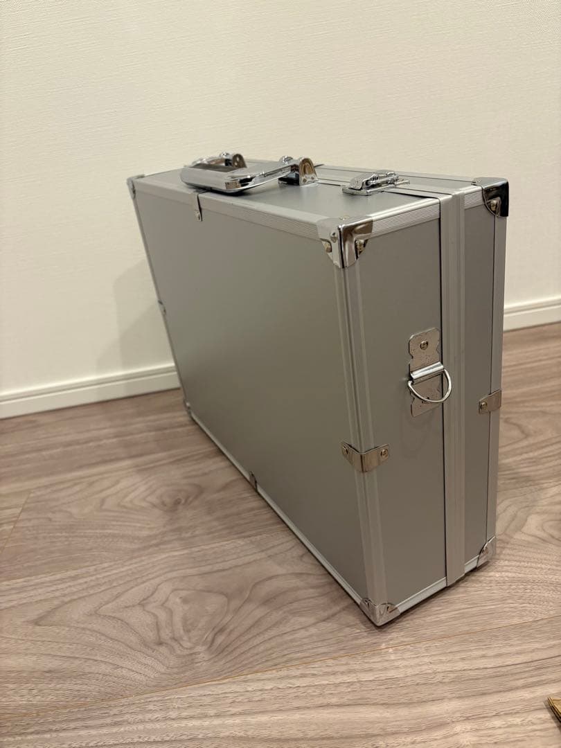 TOYGER CEO Storage アタッシュケース シルバー