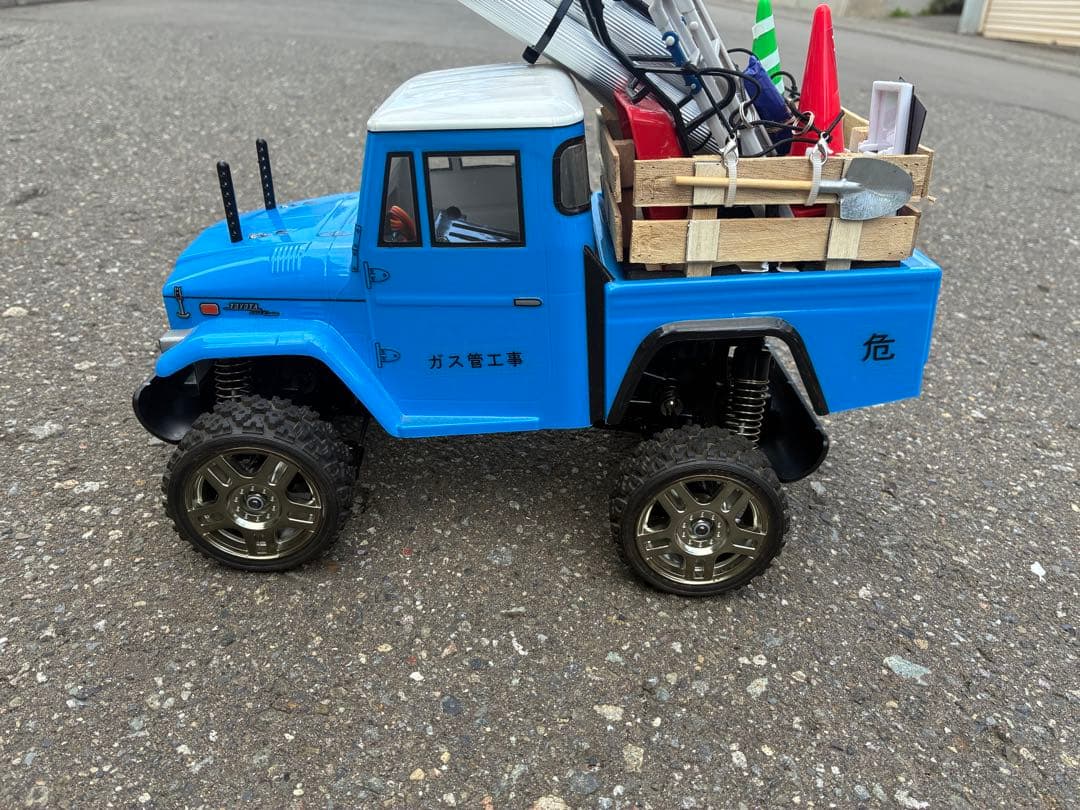 タミヤ GF-01 モーター付 18T ランドクルーザー 40 ボディ付