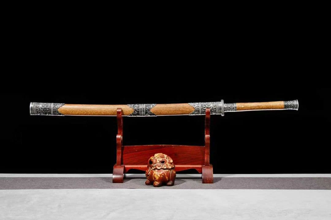 【蒼梧戸撒刀】古兵器 刀装具 日本刀　模造刀 居合刀 武士道 鑑賞用 美術刀