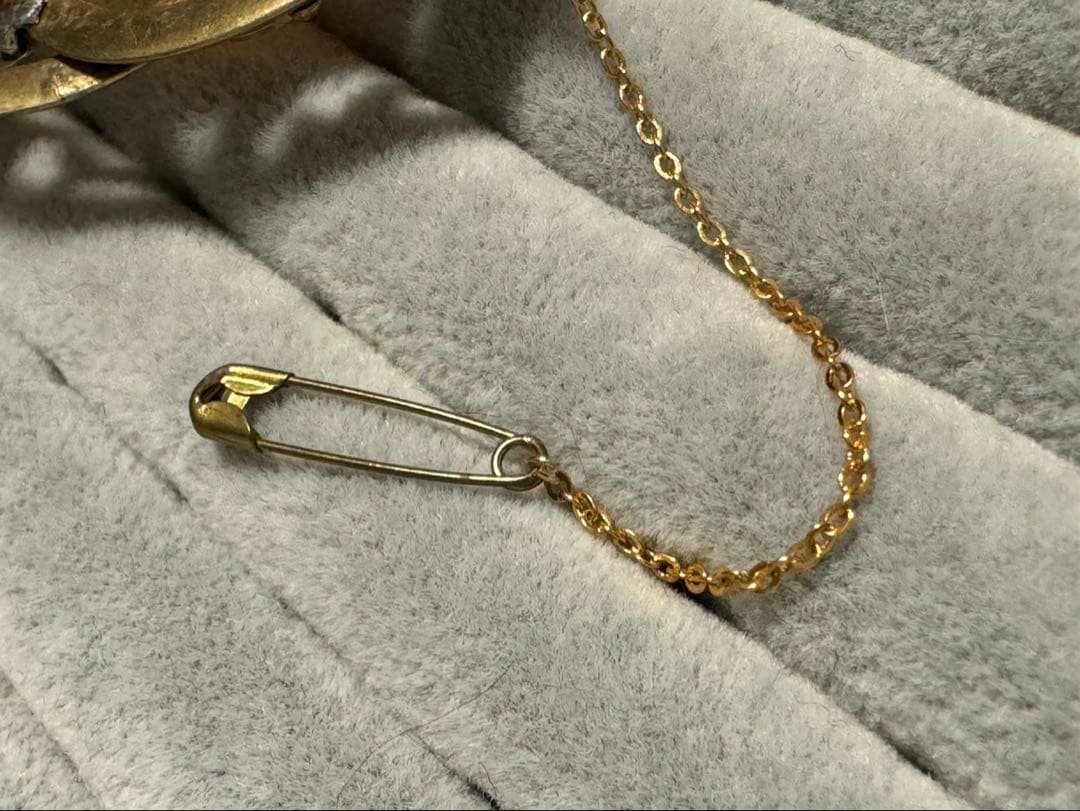 出品終了‼️アンティーク ピンチペック枠 金色 神話柄バッカス