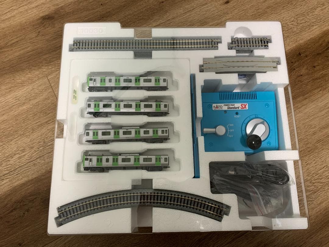 KATO E235系山手線 Nゲージ スターターセット