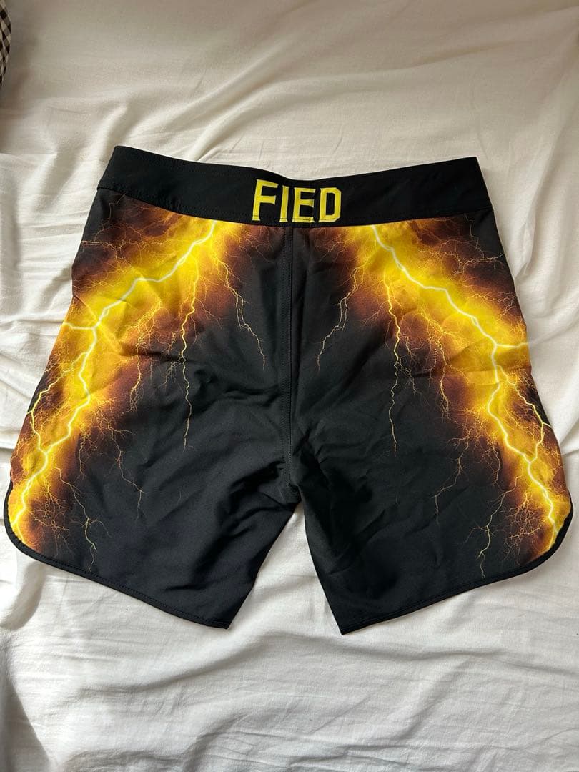 FIED サーフパンツ 28【説明欄必読でお願いします】フィジーク - メルカリ