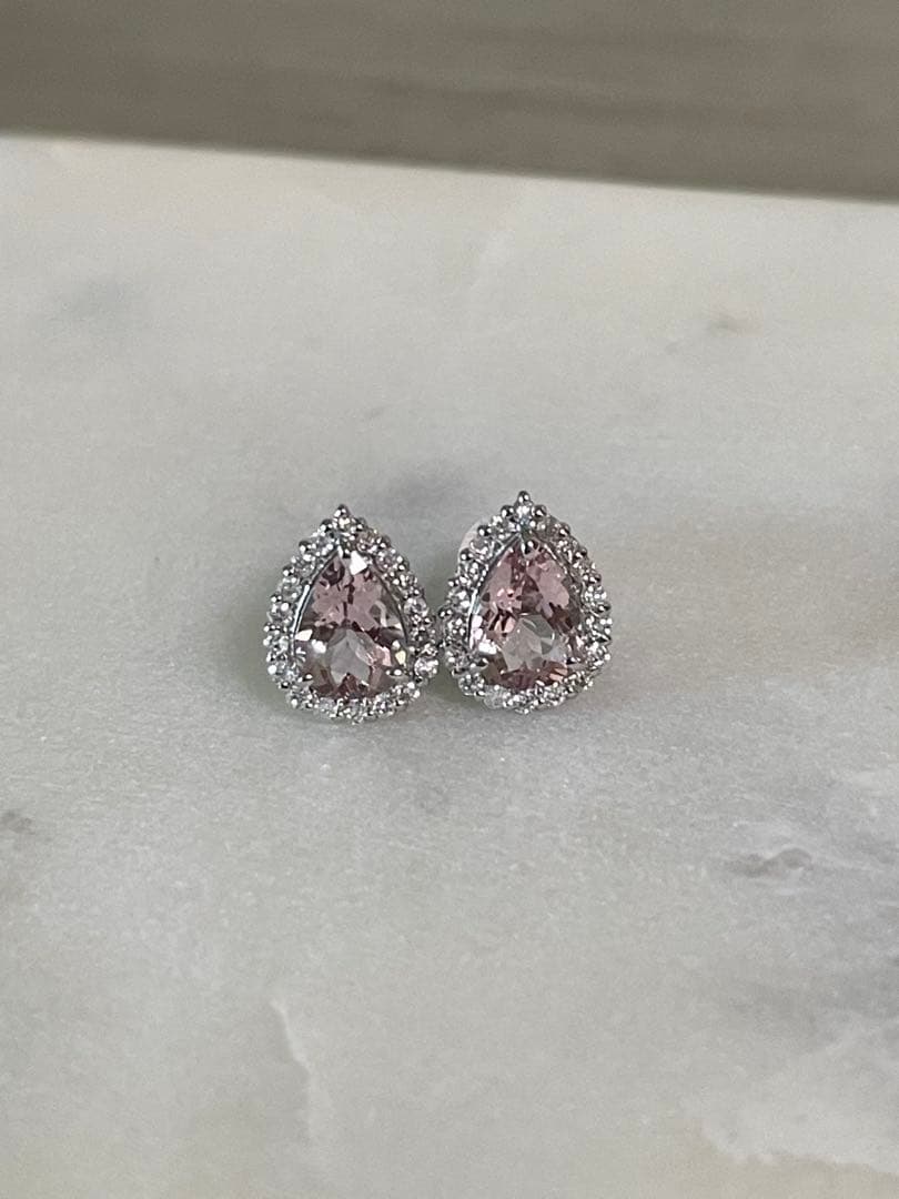 PT900モルガナイト脇石ダイヤピアス 1.34ct D0.22ct新品未使用