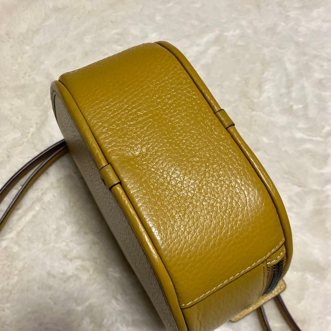 COACH スヌーピー ラウンドショルダーバッグ