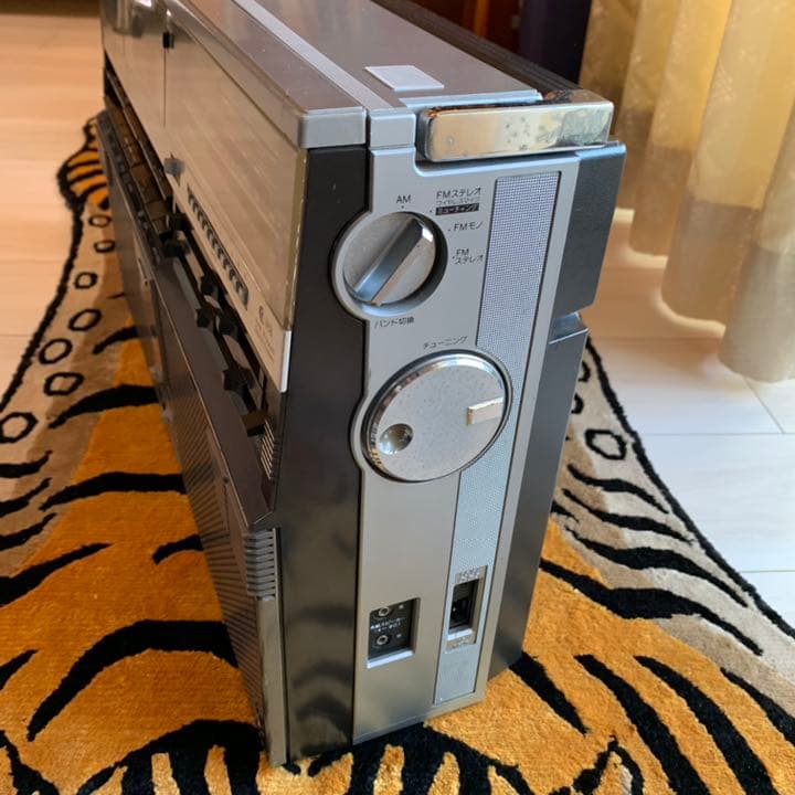 年代物 SHARP ザ・サーチャーW GF-808 ラジカセ searcher - メルカリ