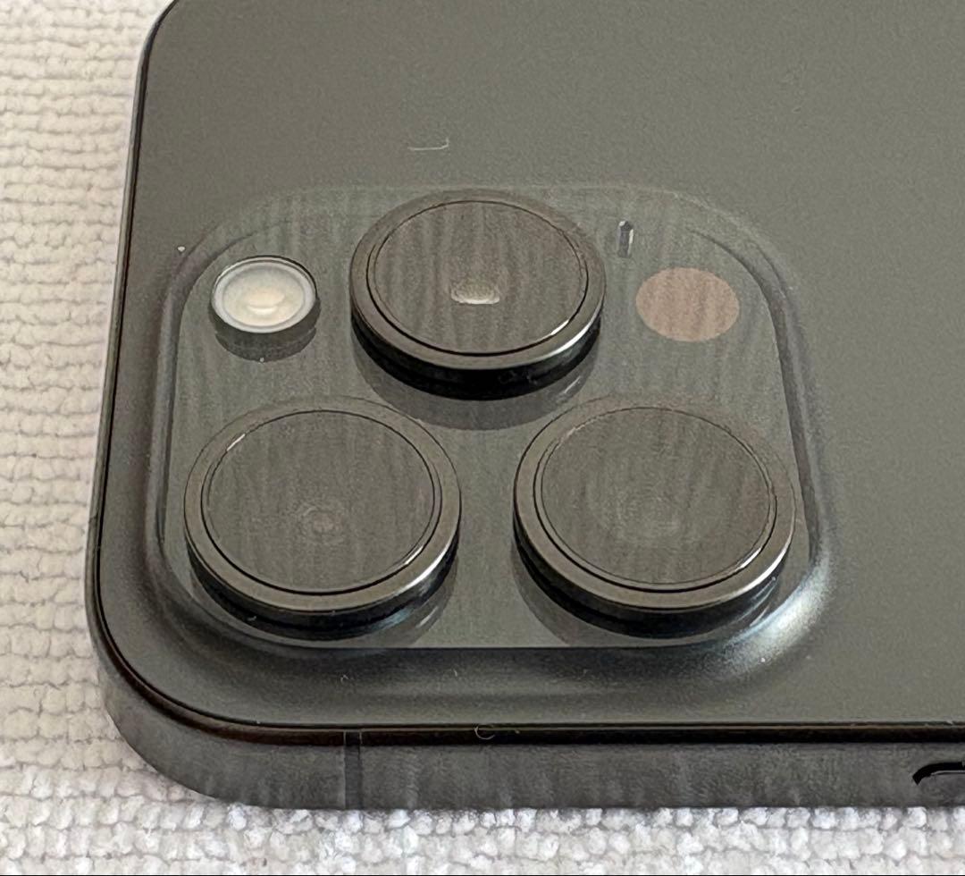 ジャンク Apple iPhone 15 Pro スペースブラック 本体 - メルカリ