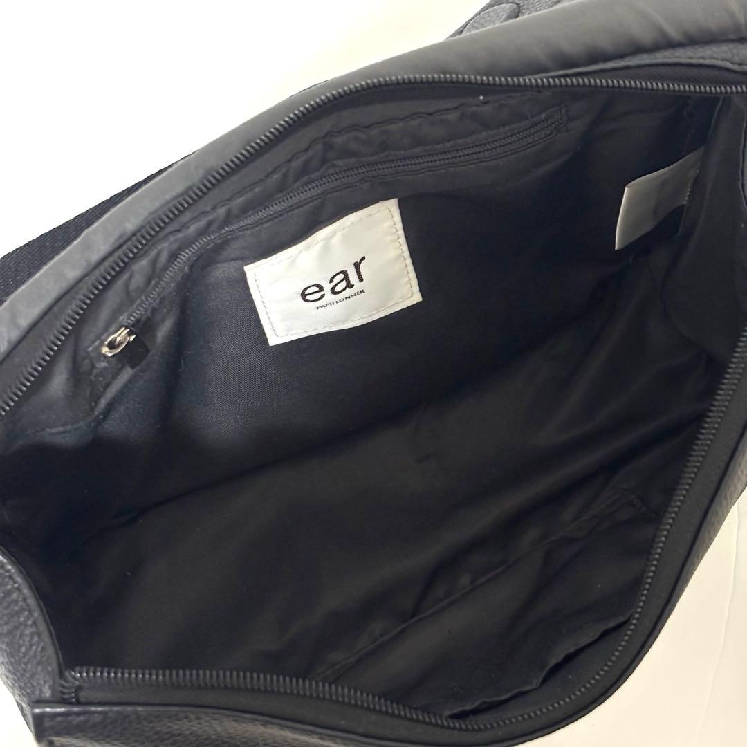 イアパピヨネ ワイドテープ ショルダーバッグ スタッズ ブラック