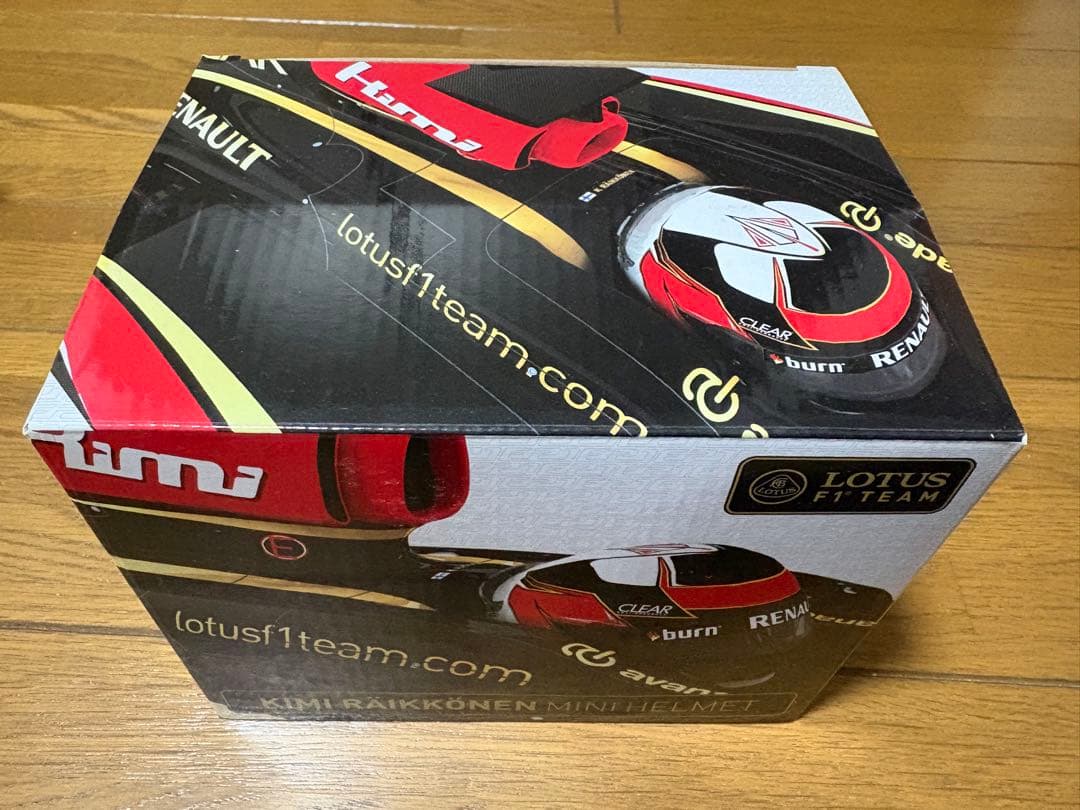 キミ・ライコネン　1/2 ヘルメット