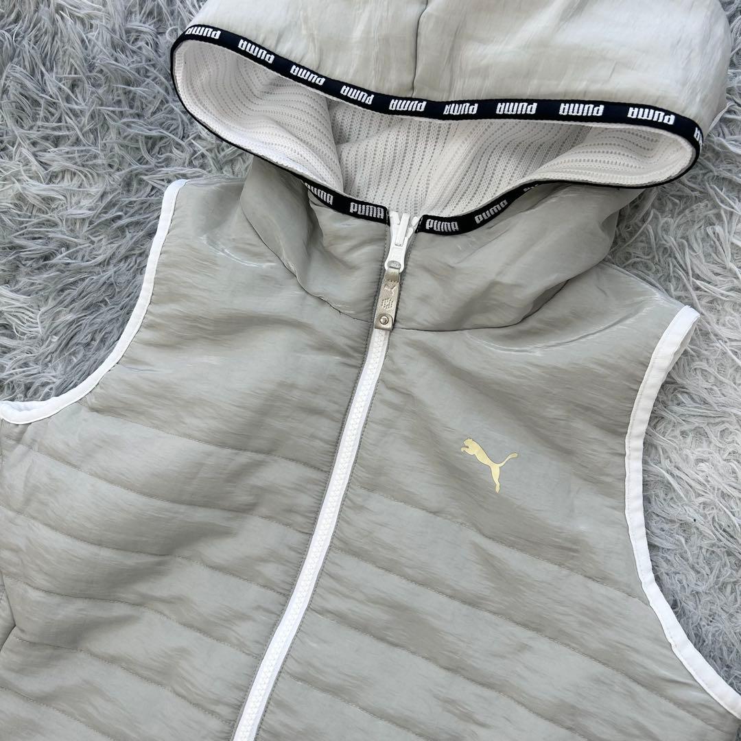 超美品　プーマゴルフ　セットアップ　中綿ベスト　スカート　リバーシブル　ホワイト