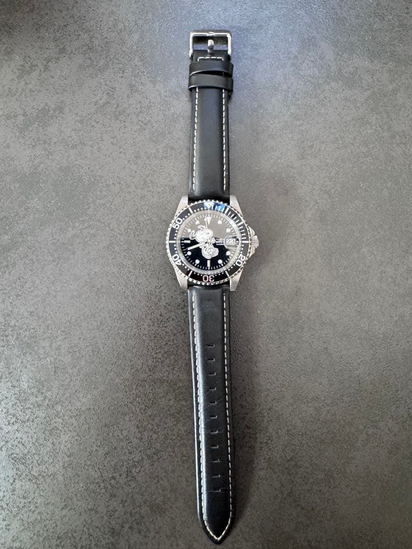INVICTA スヌーピーコラボ　自動巻腕時計