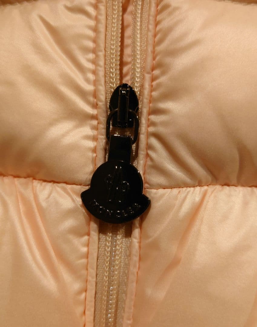 【美品】MONCLER ピンク キッズ ダウンジャケット