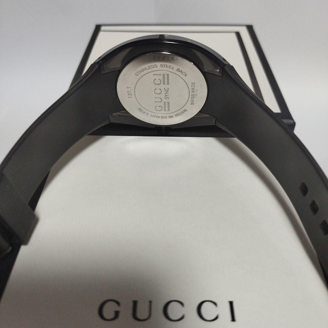 訳あり品 GUCCI グッチ SYNC シンク メンズ腕時計 黒ラバーベルト