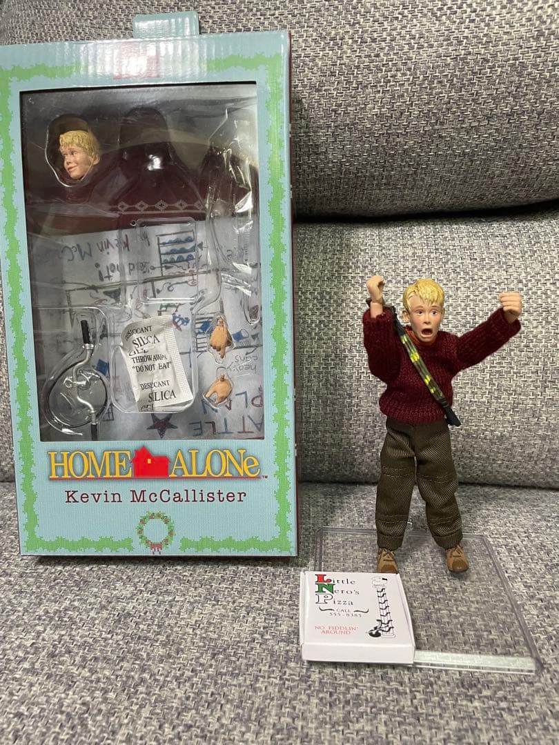 ネカ ホーム アローン ケビン フィギュア