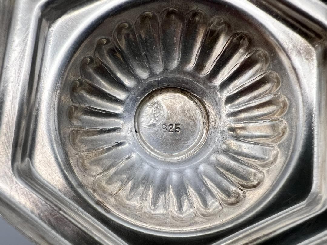 925刻印　銀製品　蒲萄文　調味料入れ？　重量約57g