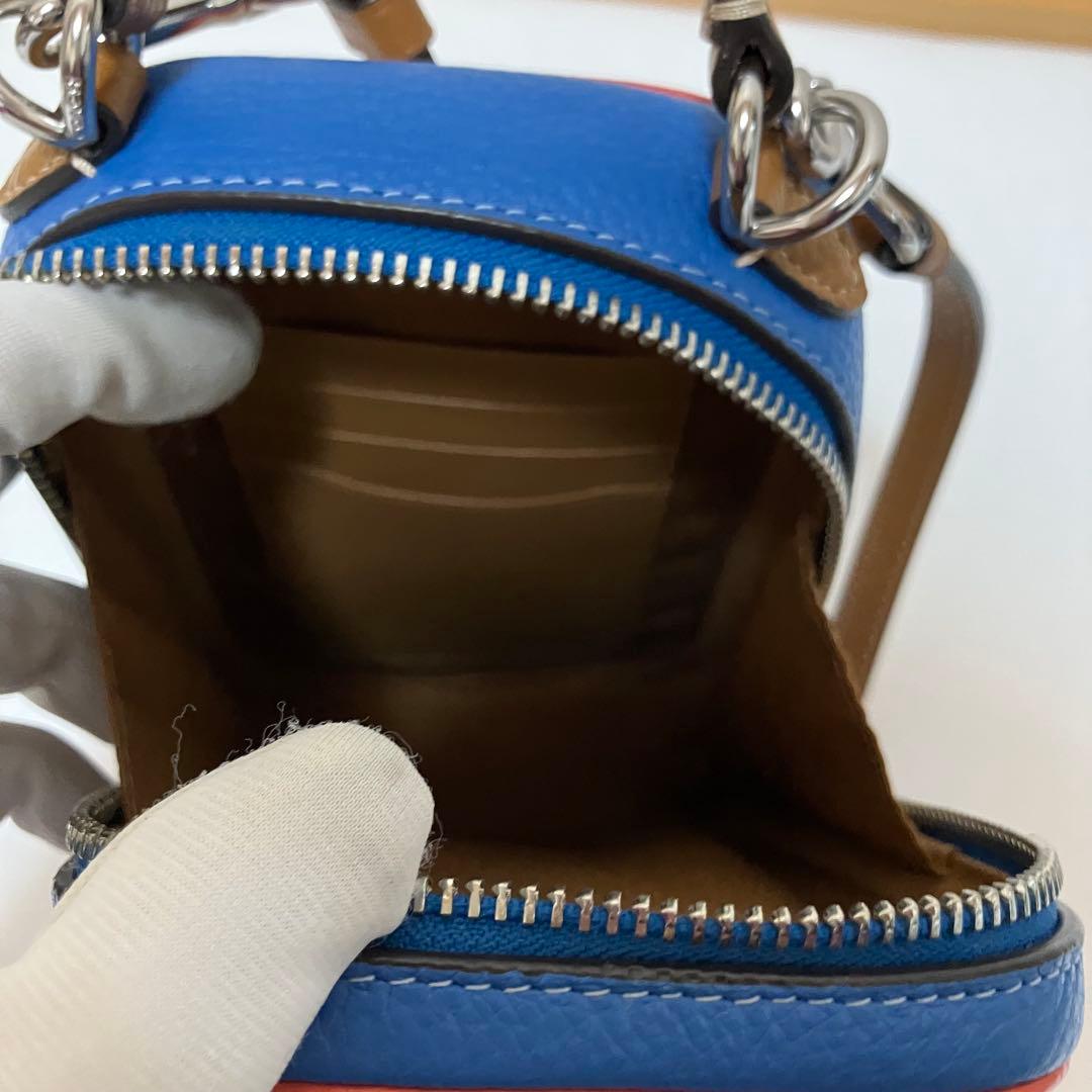 ♡24時間以内発送♡コーチ COACH スマホショルダーバッグ ホワイト/ブルー