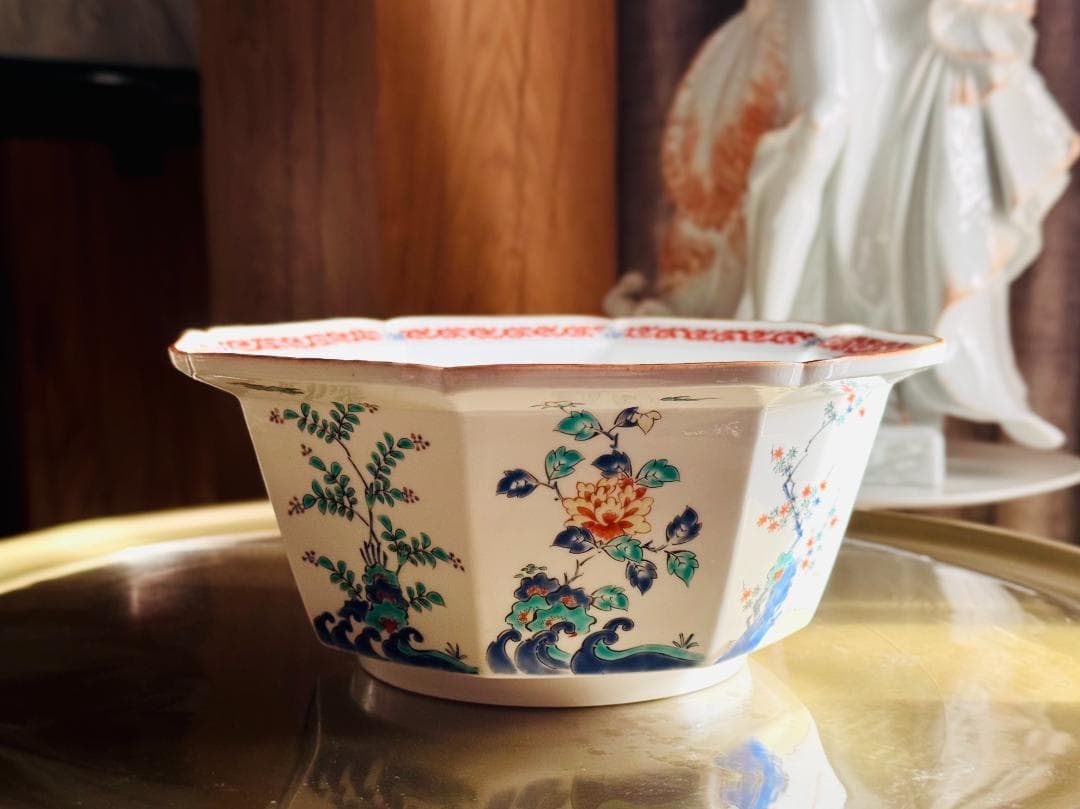 レア12代 柿右衛門・濁手 「八角菓子」・乳白色・新品同様