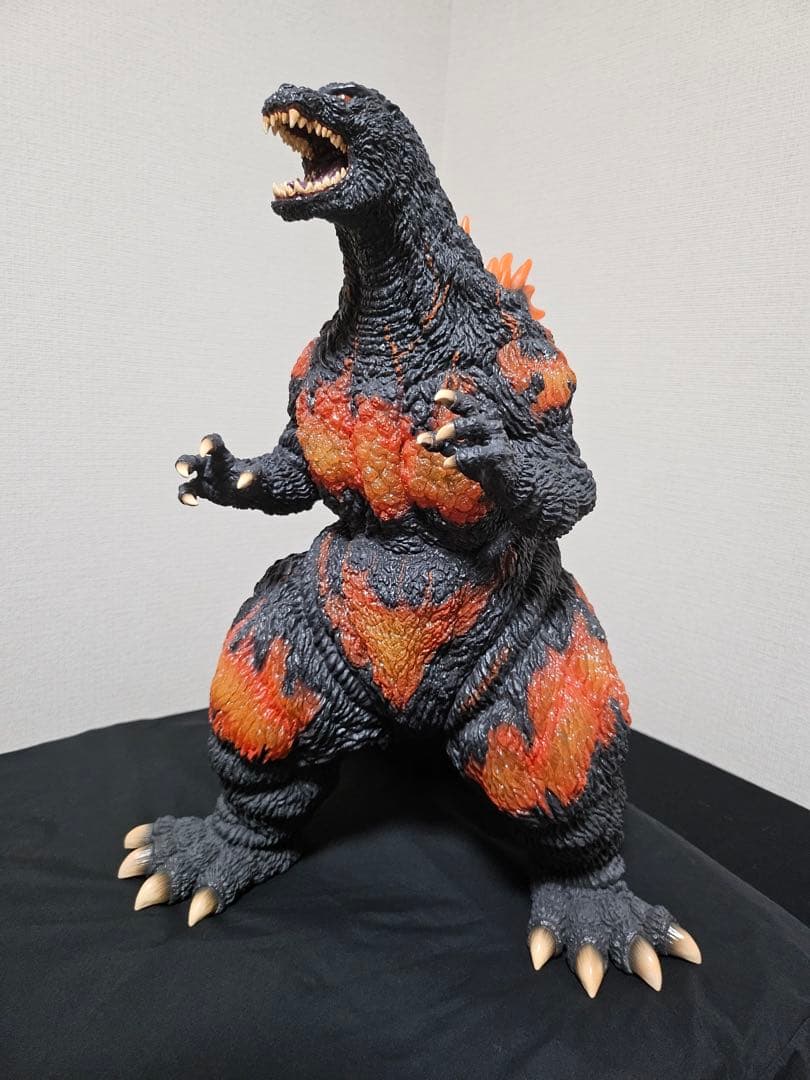 海洋堂 MEGA SOFUBI ゴジラ1995 デストロイア フィギュア