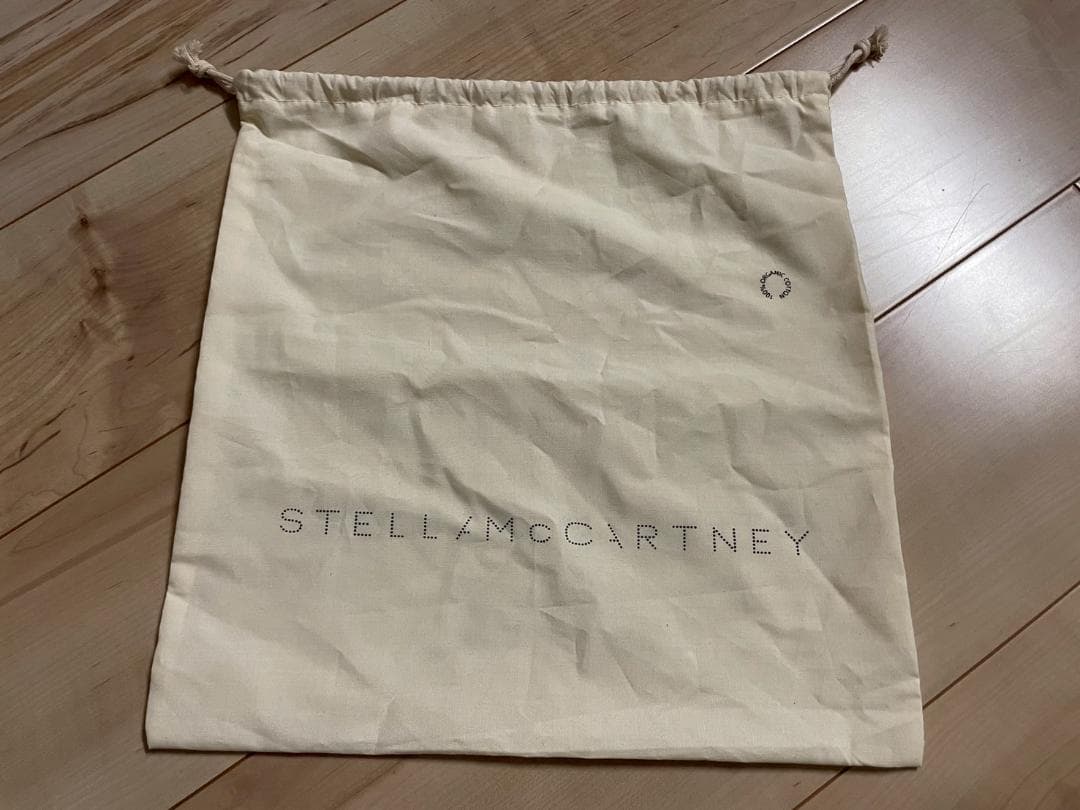 ステラマッカートニー　三つ折り財布　財布 ウォレット コンパクト　ファラベラ　黒