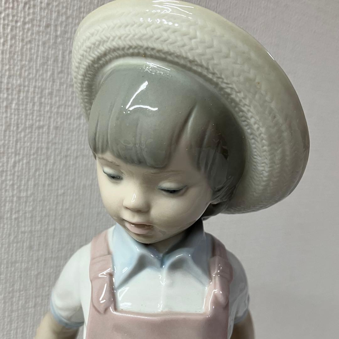 LLADRO リヤドロ 1283 花車を押す少女 箱付 - メルカリ