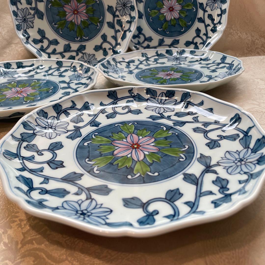 有田焼【華山萬右衛門】染付唐草 大皿揃 5枚組 輪花 桐箱 共箱 - メルカリ