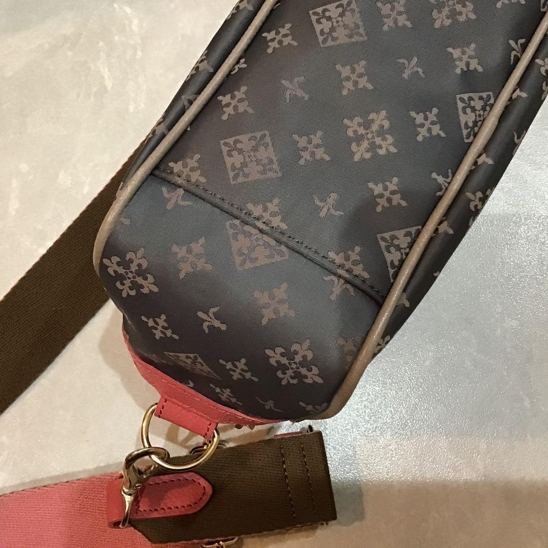 【ラシット】ショルダーバッグ ダークブラウン ピンク