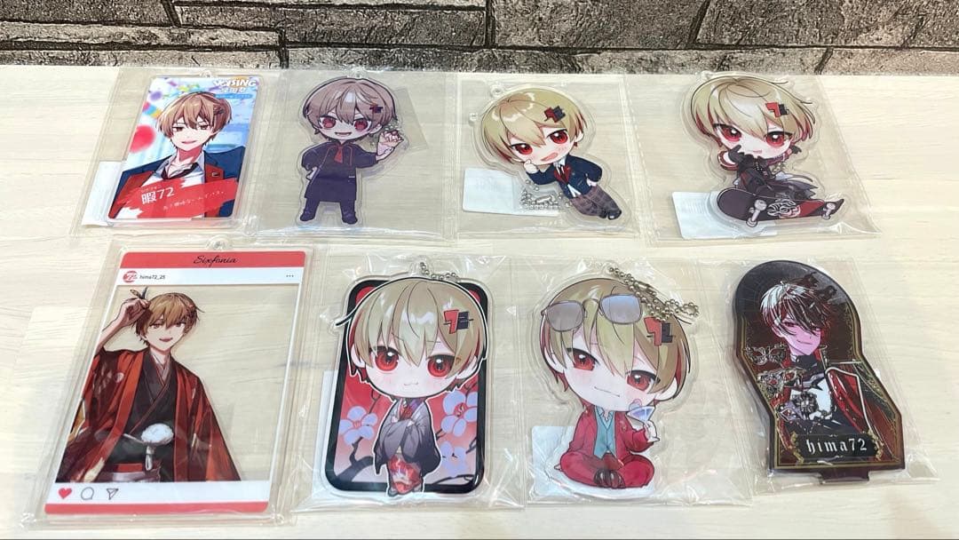 シクフォ二 暇72くん グッズ