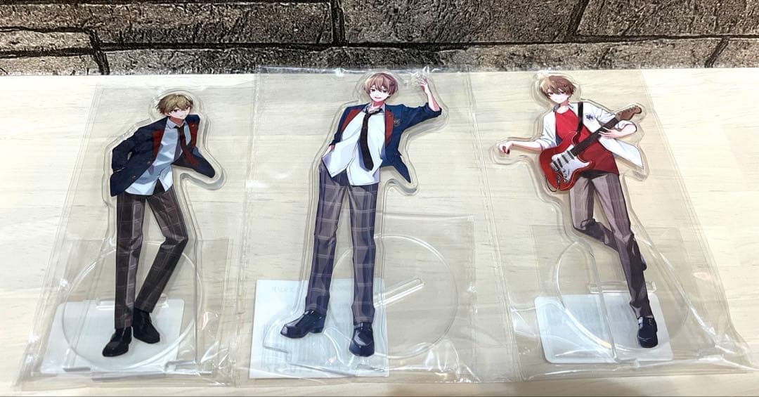 シクフォ二 暇72くん グッズ