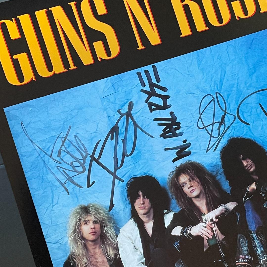 サイン入りポスター☆ガンズ・アンド・ローゼズ（Guns N' Roses
