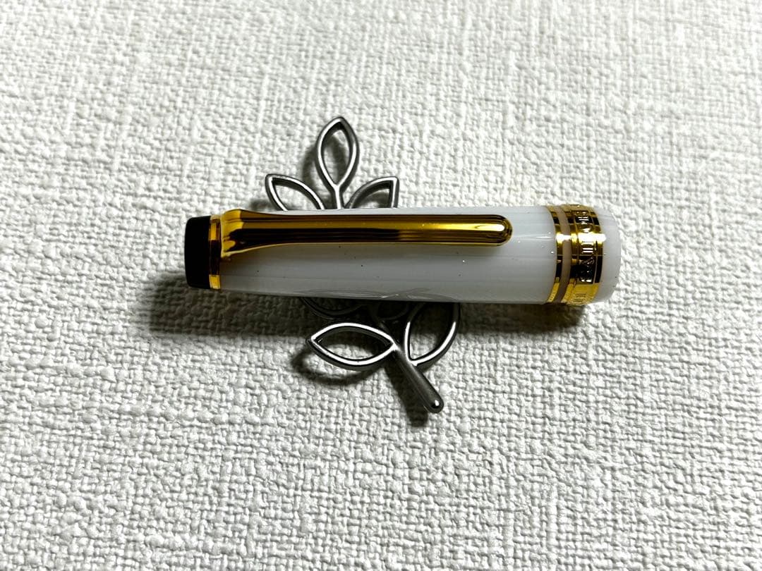 【美品】セーラー 万年筆 四季織 雪月空葉 EF