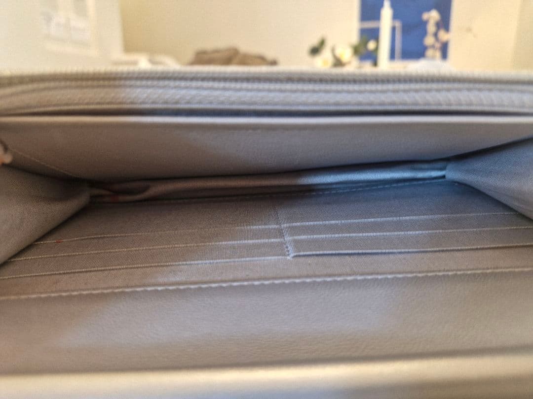 パリ本店限定モデル CHANEL キルティング お財布 ショルダーバッグ