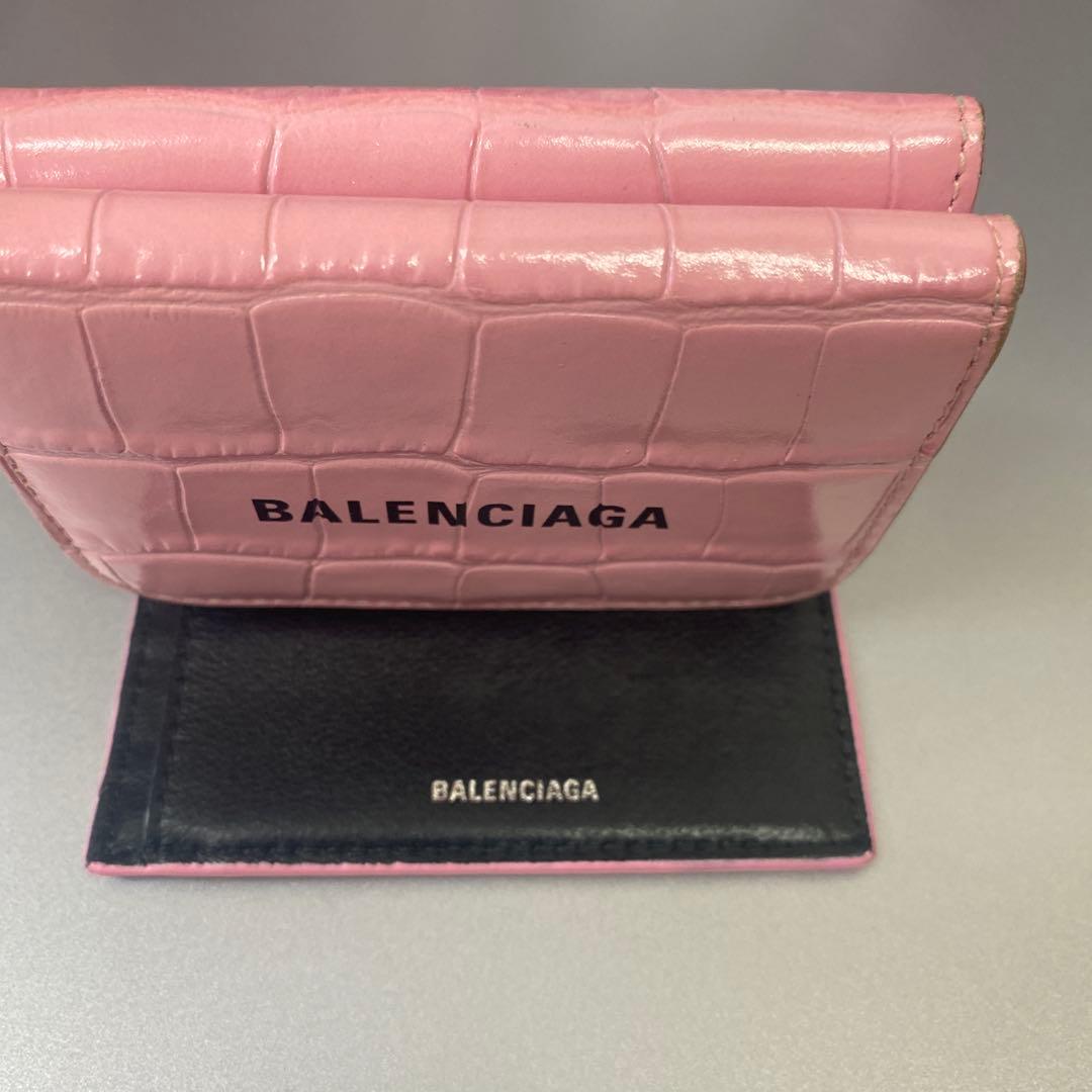 バレンシアガ クロコ型押し 三つ折り財布 ミニウォレット ベビーピンク