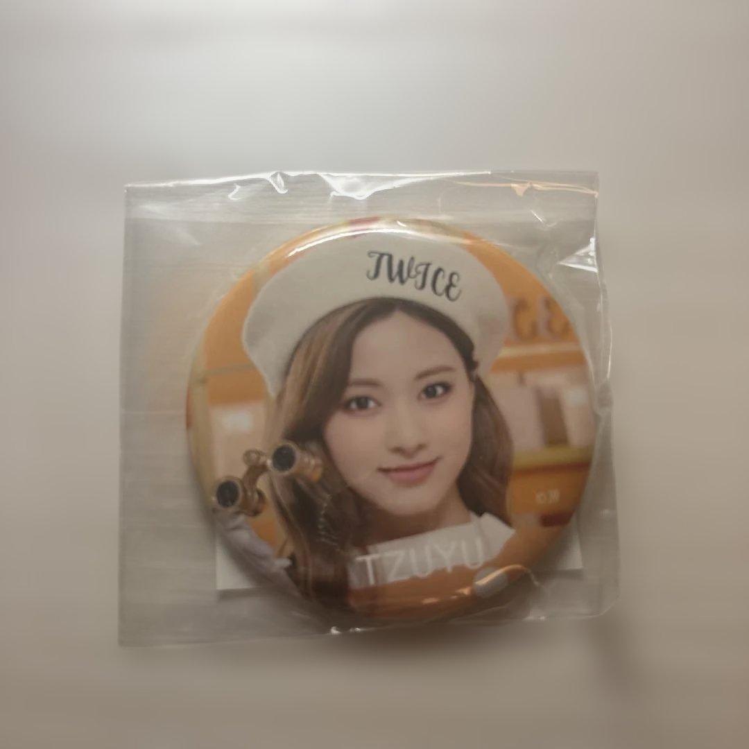 twice ツウィ twice in wonderland 缶バッジ - メルカリ